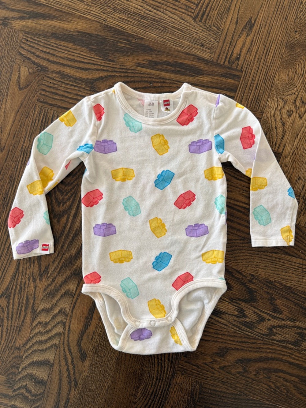 H&M Lego Duplo Patterned Long-Sleeved Baby One-Piece Bodysuit Size 18 Months - Picture 2 of 10
